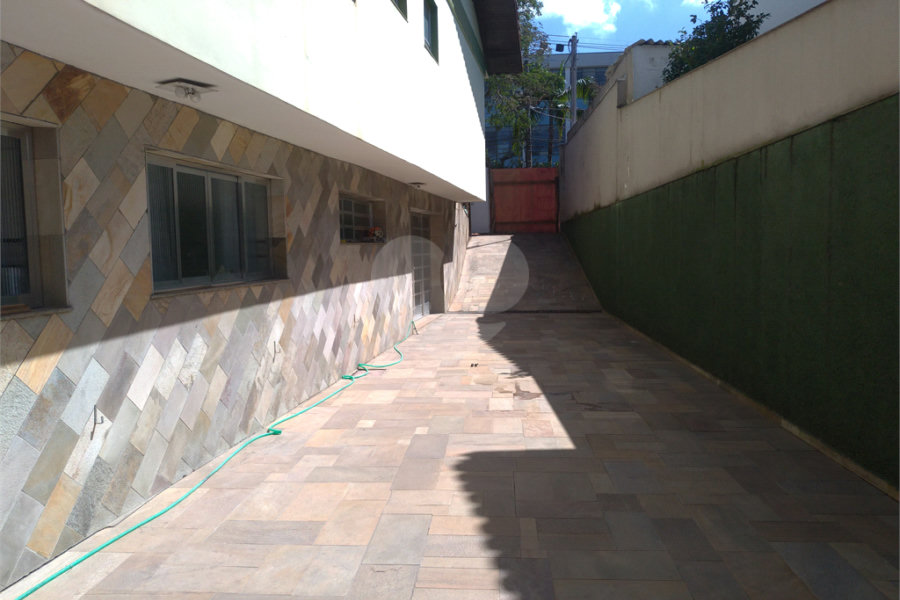 Sobrado à venda com 3 quartos em Jardim São Bento, São Paulo, SP