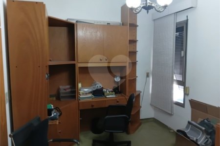 Apartamento à venda com 3 quartos, sendo 1 suíte,  em Higienópolis, São Paulo, SP