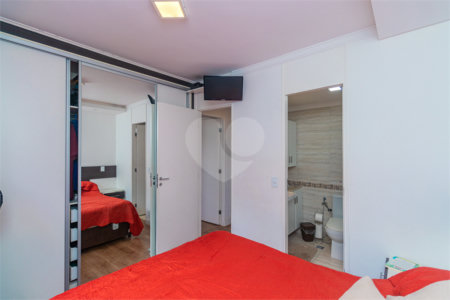 Apartamento à venda com 3 quartos, sendo 1 suíte, em Jardim Marajoara, São Paulo, SP