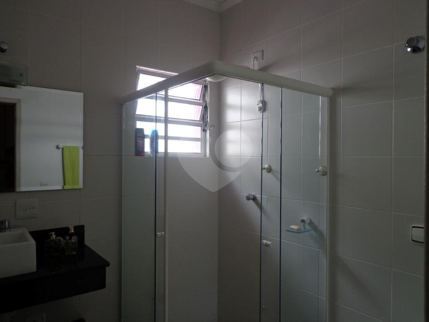 Sobrado à venda com 4 quartos, sendo 2 suítes, em Jardim São Bento, São Paulo, SP