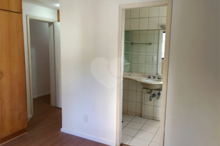 Apartamento à venda com 2 quartos, sendo 1 suíte, em Vila Suzana, São Paulo, SP