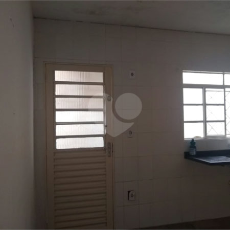 Casa Térrea à venda com 2 quartos no Centro, Bom Jesus dos Perdões, SP