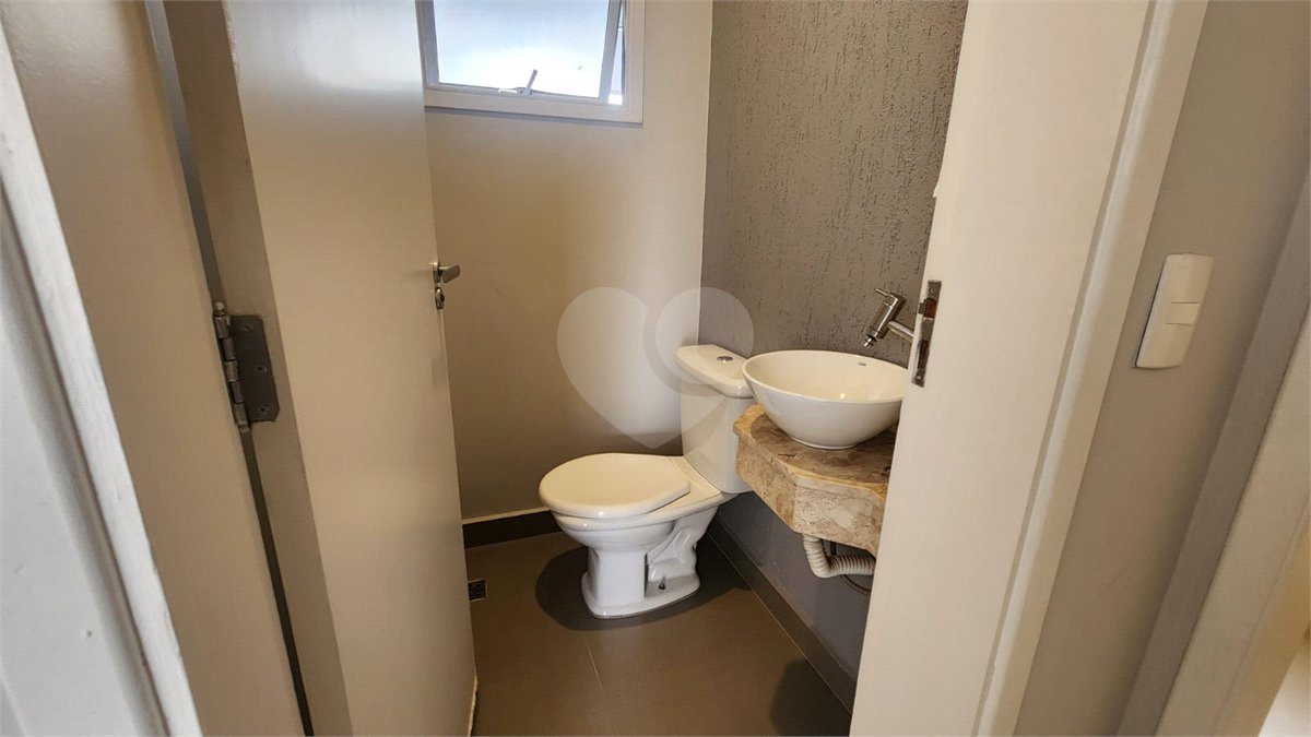 Casa à venda com 3 suítes no condomínio Residencial Villa dos Inglezes, Sorocaba - SP
