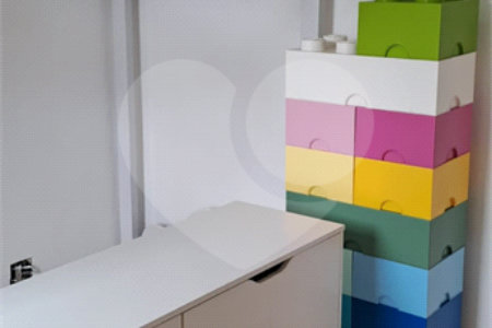 Apartamento à venda com 3 quartos, sendo 1 suíte, em Vila Paulicéia, São Paulo, SP