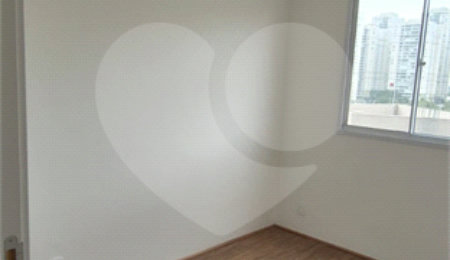 Apartamento à venda com 2 quartos em Parque Industrial Tomas Edson, São Paulo, SP