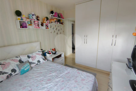 Apartamento à venda com 4 quartos, sendo 3 suítes,  em Jardim Londrina, São Paulo, SP