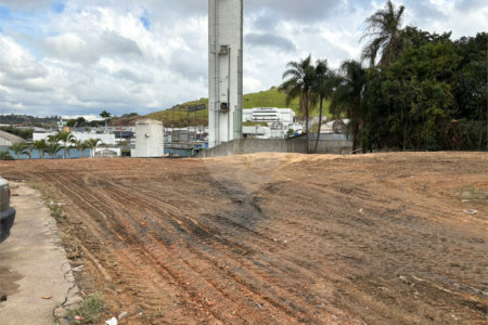 Área de Terra à venda em Vila Colorau, Sorocaba, SP