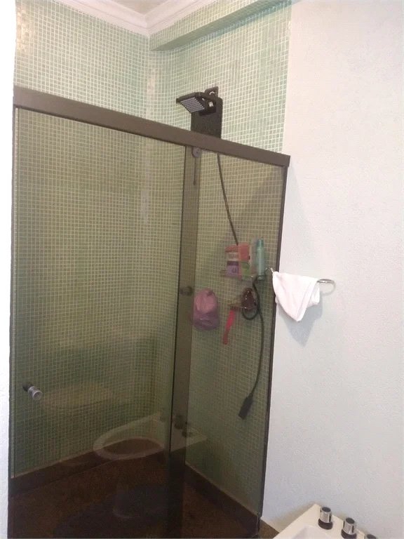Sobrado à venda com 4 quartos, sendo 1 suíte,  em Parque dos Príncipes, São Paulo, SP