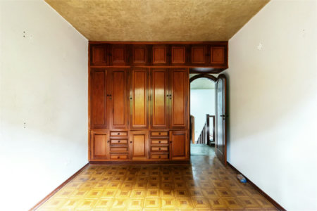 Casa à venda com 4 quartos, sendo 1 suíte,  em Jardim das Bandeiras, São Paulo, SP
