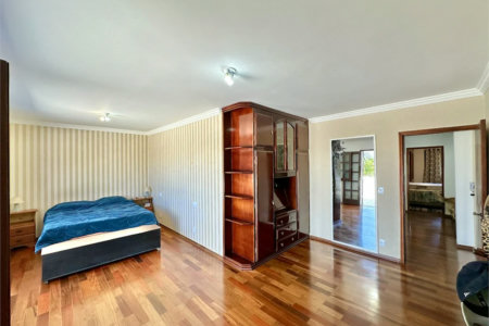 Casa à venda com 5 quartos, sendo 4 suítes, em Parque dos Príncipes, São Paulo, SP