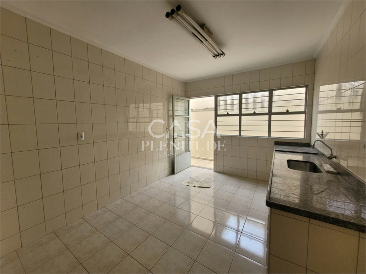 Casa Térrea à venda com 3 quartos, sendo 1 suíte, em Vila Fiori, Sorocaba, SP