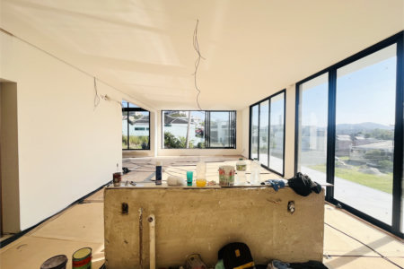 Casa à venda com 3 suítes no condomínio Residencial Green Ville, Rio de Janeiro - RJ