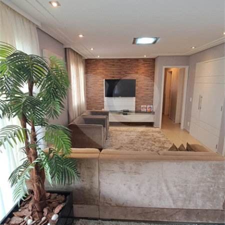 Apartamento à venda com 3 quartos, sendo 1 suíte,  no Centro, São Bernardo do Campo, SP