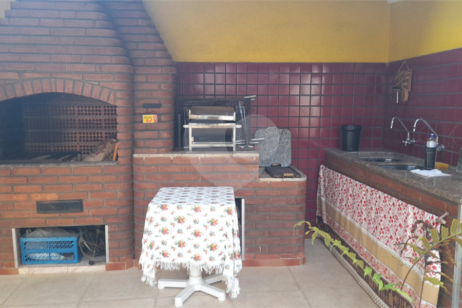 Sobrado à venda com 3 suítes em Tremembé, São Paulo, SP