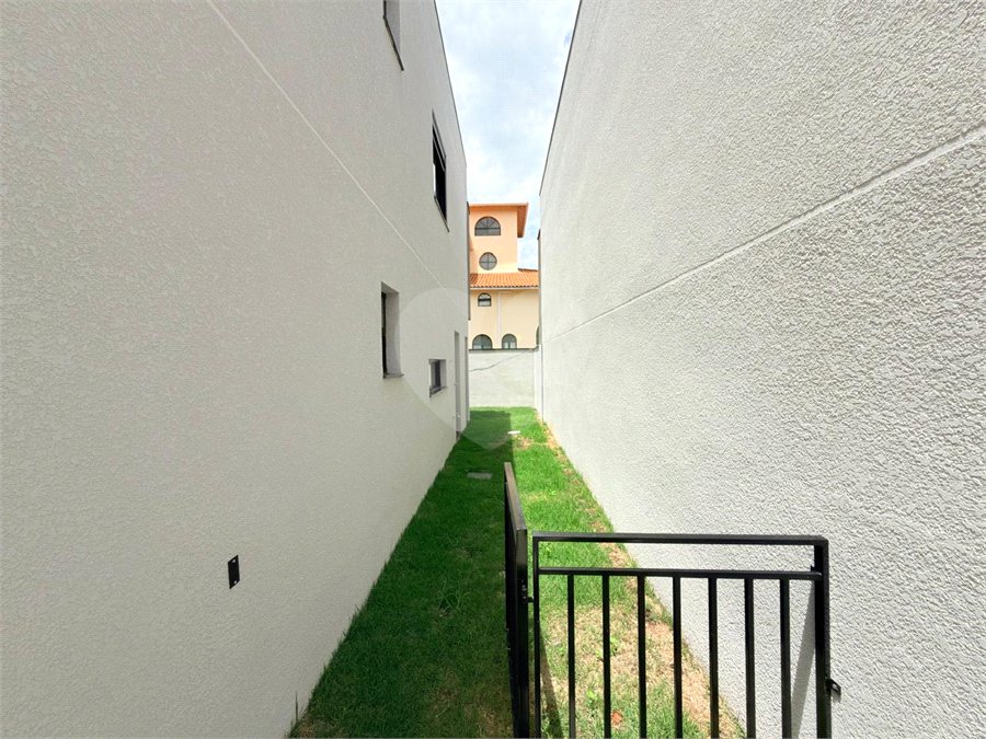 Casa à venda ou para alugar com 3 suítes no condomínio Mont Blanc Village, Vinhedo - SP