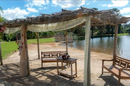 Casa à venda ou para alugar com 5 quartos, sendo 4 suítes,  no condomínio Equilibrium, Atibaia - SP