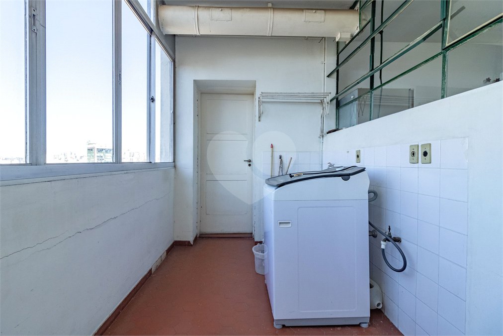 Apartamento à venda ou para alugar com 3 quartos, sendo 1 suíte, em Consolação, São Paulo, SP