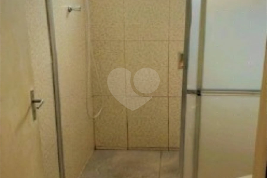 Sobrado à venda com 4 quartos, sendo 1 suíte, em Jaraguá, São Paulo, SP