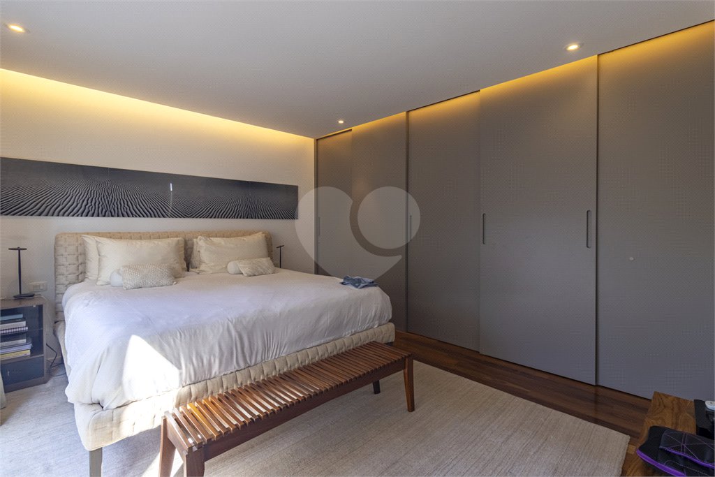 Casa à venda com 3 suítes em Jardim Luzitânia, São Paulo, SP