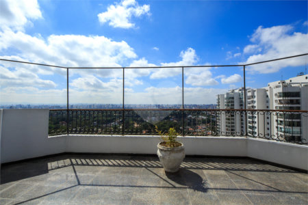 Cobertura à venda com 5 quartos, sendo 4 suítes, em Jardim Marajoara, São Paulo, SP