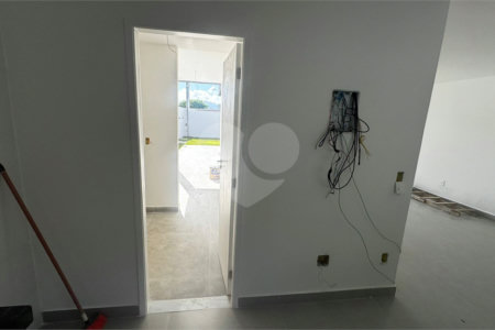 Casa à venda com 3 quartos, sendo 1 suíte, no condomínio Parque Guará, Rio de Janeiro - RJ