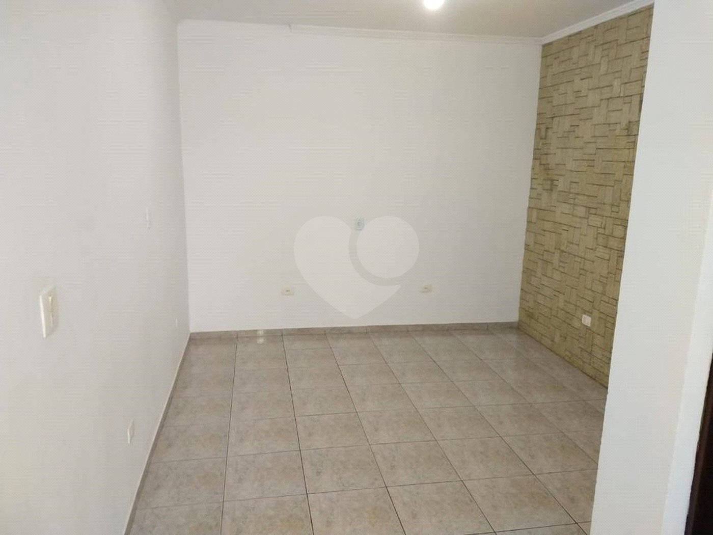 Sobrado à venda com 4 quartos, sendo 1 suíte,  em Vila Curuçá, Santo André, SP