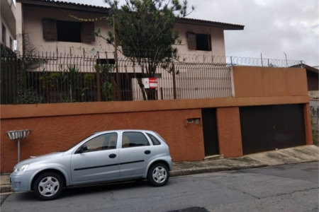 Sobrado à venda com 3 quartos, sendo 1 suíte, em Jardim Pinheiros, São Paulo, SP