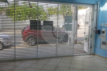 Sobrado à venda com 4 quartos, sendo 2 suítes, em Vila Hamburguesa, São Paulo, SP