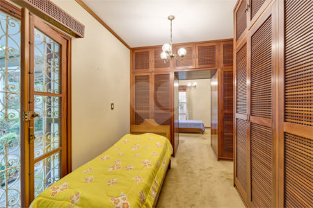Casa Térrea à venda com 3 quartos, sendo 1 suíte, em Chácara Monte Alegre, São Paulo, SP
