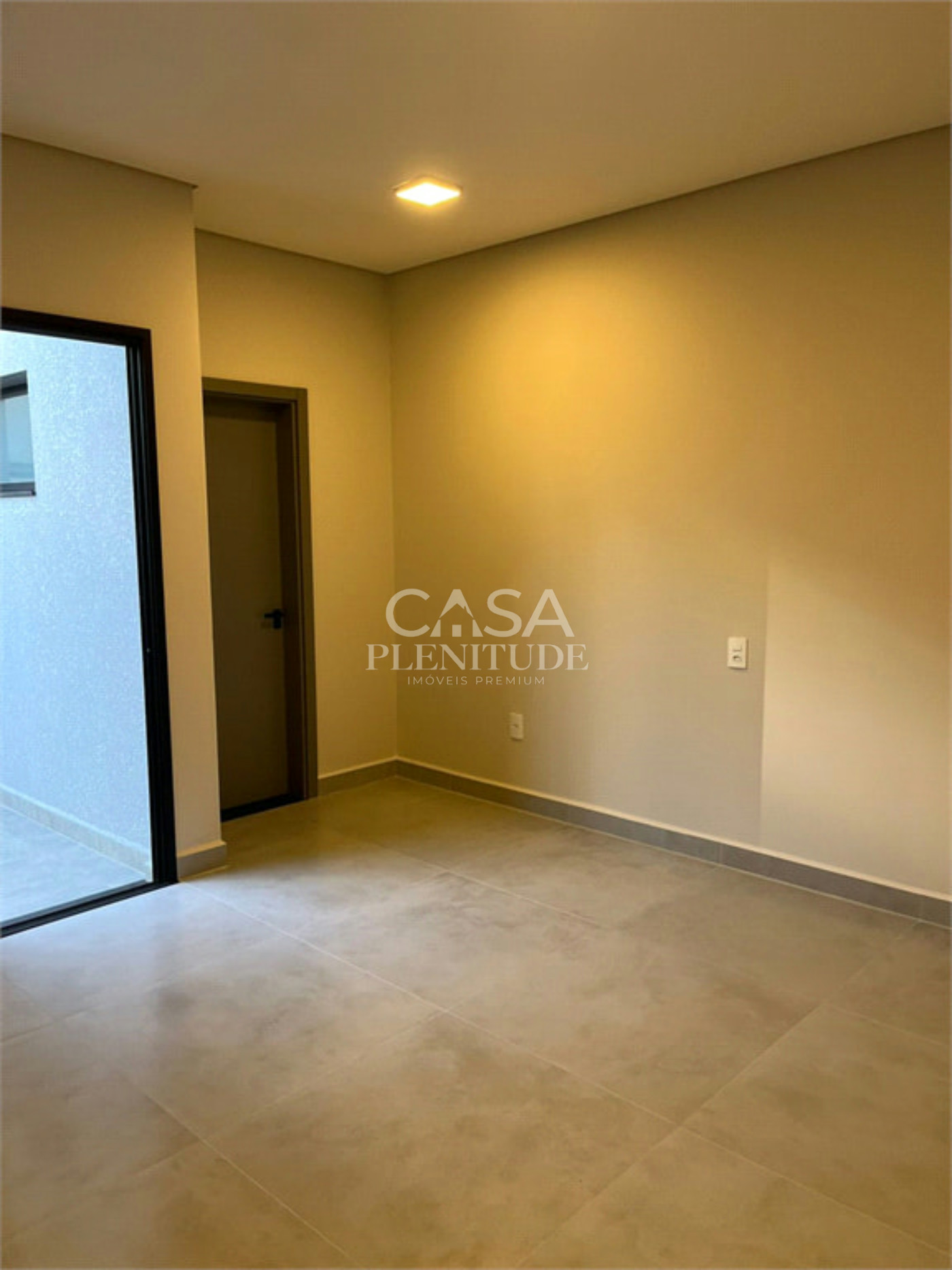 Casa à venda com 2 quartos, sendo 1 suíte,  em Jardim Residencial Villagio Wanel, Sorocaba, SP
