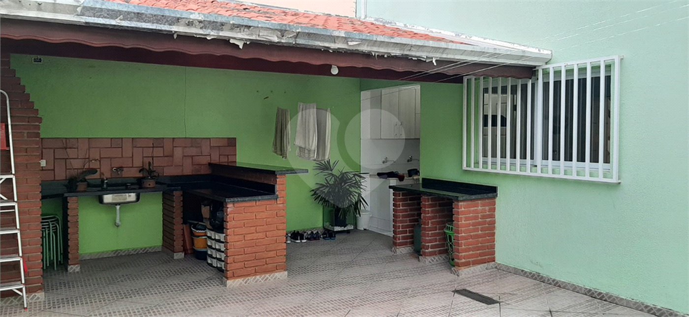 Casa à venda com 3 quartos, sendo 1 suíte,  em Vila Brasileira, Mogi das Cruzes, SP