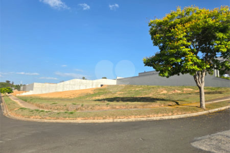 Terreno à venda no condomínio Saint Patrick, Sorocaba - SP