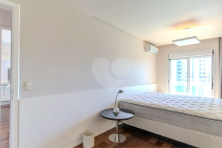 Apartamento à venda com 4 quartos, sendo 3 suítes, em Cidade Monções, São Paulo, SP