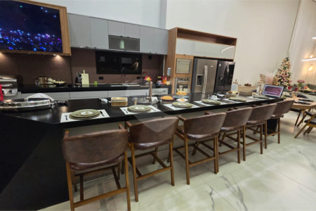 Casa à venda ou para alugar com 4 suítes no condomínio Jardim Salto Grande, Araraquara - SP