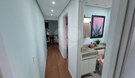 Apartamento à venda com 2 quartos em Vila Carmosina, São Paulo, SP