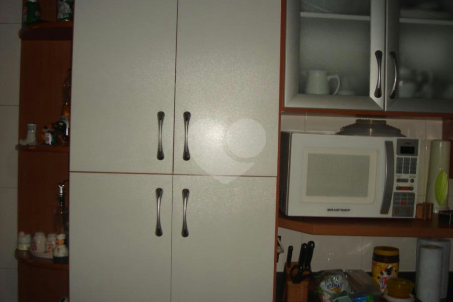 Sobrado à venda com 3 quartos, sendo 1 suíte, em Parada Inglesa, São Paulo, SP