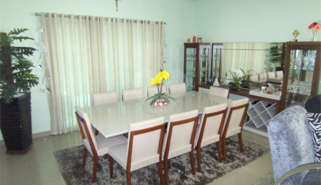 Casa à venda com 3 suítes no condomínio Residencial Recanto dos Paturis, Vinhedo - SP