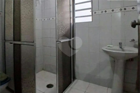 Sobrado à venda com 4 quartos, sendo 2 suítes, em Vila Santa Maria, São Paulo, SP