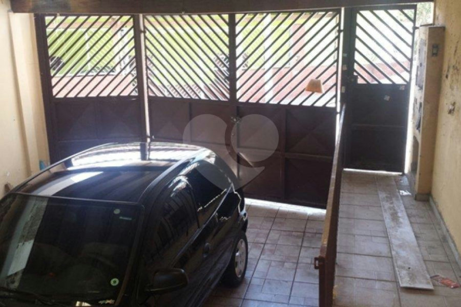 Sobrado à venda com 3 quartos em Tremembé, São Paulo, SP