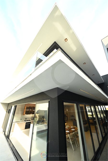 Casa à venda com 4 suítes no condomínio Residencial Dona Maria Candida, Indaiatuba - SP