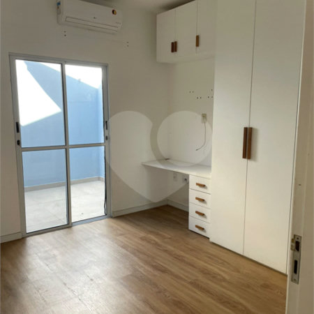 Casa à venda com 3 quartos, sendo 1 suíte, no condomínio Villaggio DI Itaici, Indaiatuba - SP