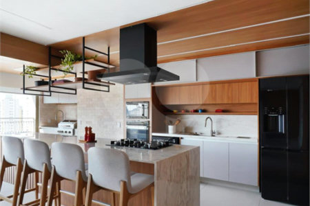 Apartamento à venda com 3 suítes em Indianópolis, São Paulo, SP