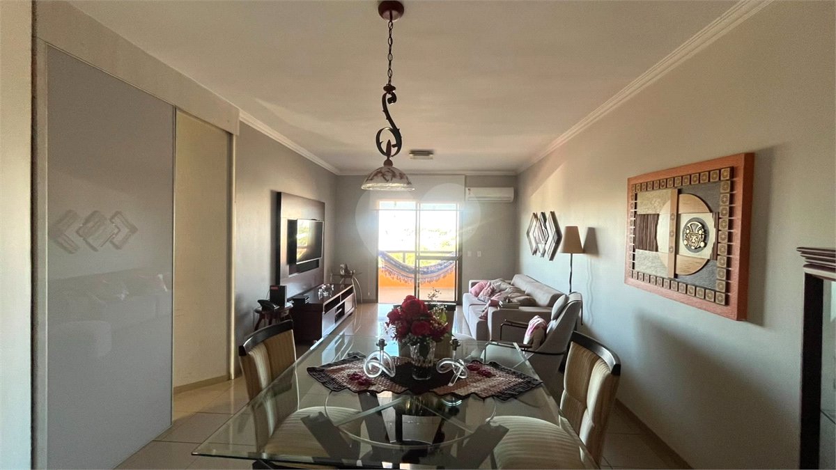 Apartamento à venda com 2 suítes em Quilombo, Cuiabá, MT