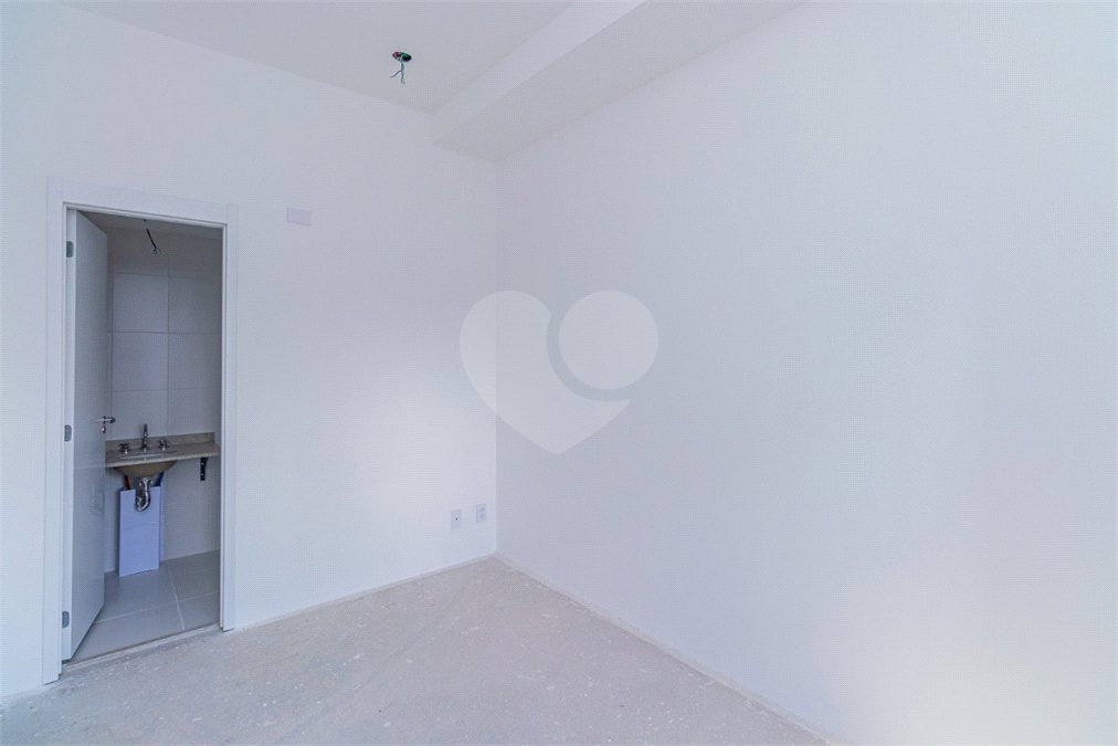 Apartamento à venda com 2 quartos, sendo 1 suíte, em Alto da Boa Vista, São Paulo, SP