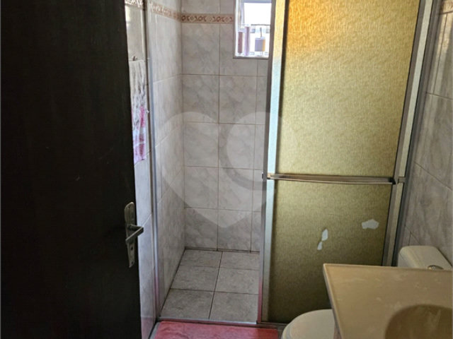 Sobrado à venda com 9 quartos em Vila Sabrina, São Paulo, SP