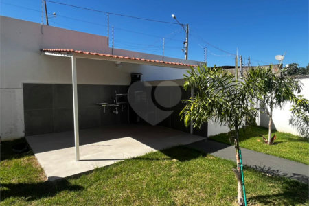 Apartamento à venda com 2 quartos em Alvorada, Cuiabá, MT