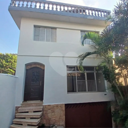 Casa à venda com 4 quartos, sendo 2 suítes, em Vila Gustavo, São Paulo, SP