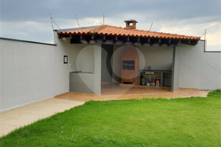 Sobrado à venda com 3 quartos, sendo 1 suíte,  em Jardim Regina, Indaiatuba, SP