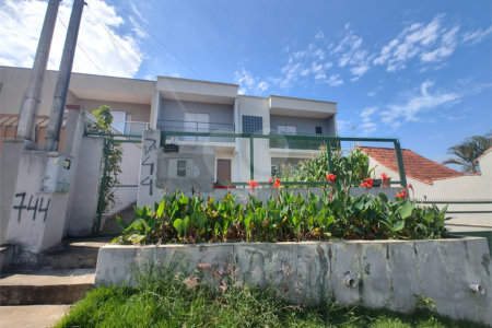 Sobrado à venda com 3 quartos, sendo 1 suíte, em Chácaras Maringá, Atibaia, SP