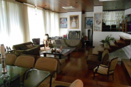 Sobrado à venda com 5 suítes em Morumbi, São Paulo, SP